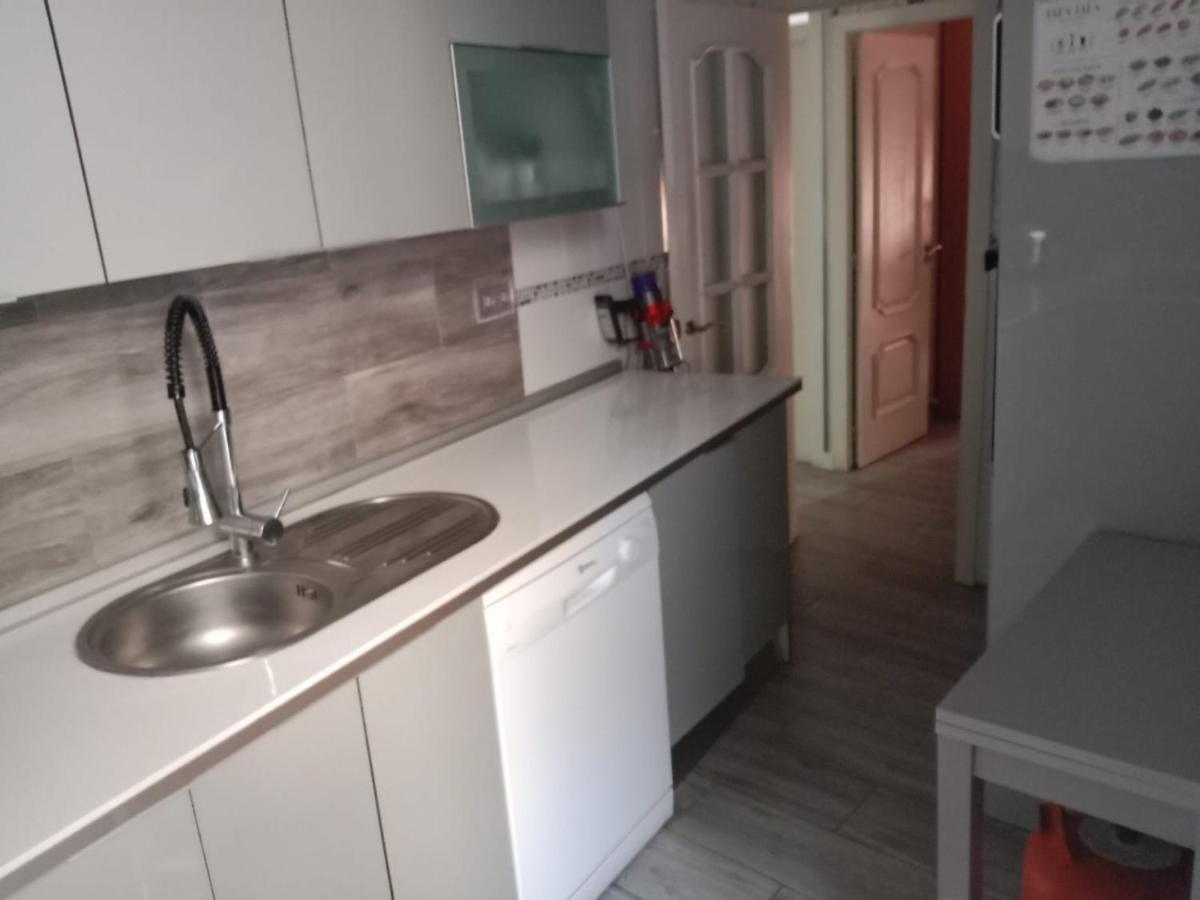 Habitacion Privada Tarragona Con Cocina Salon Y Terraza Piso Compartido Dış mekan fotoğraf