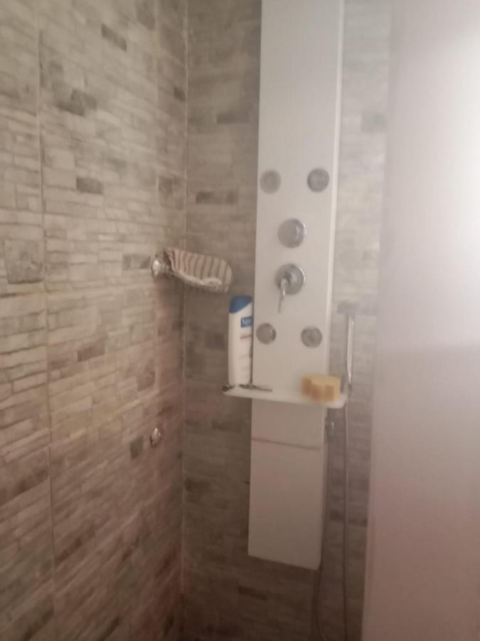 Habitacion Privada Tarragona Con Cocina Salon Y Terraza Piso Compartido Dış mekan fotoğraf